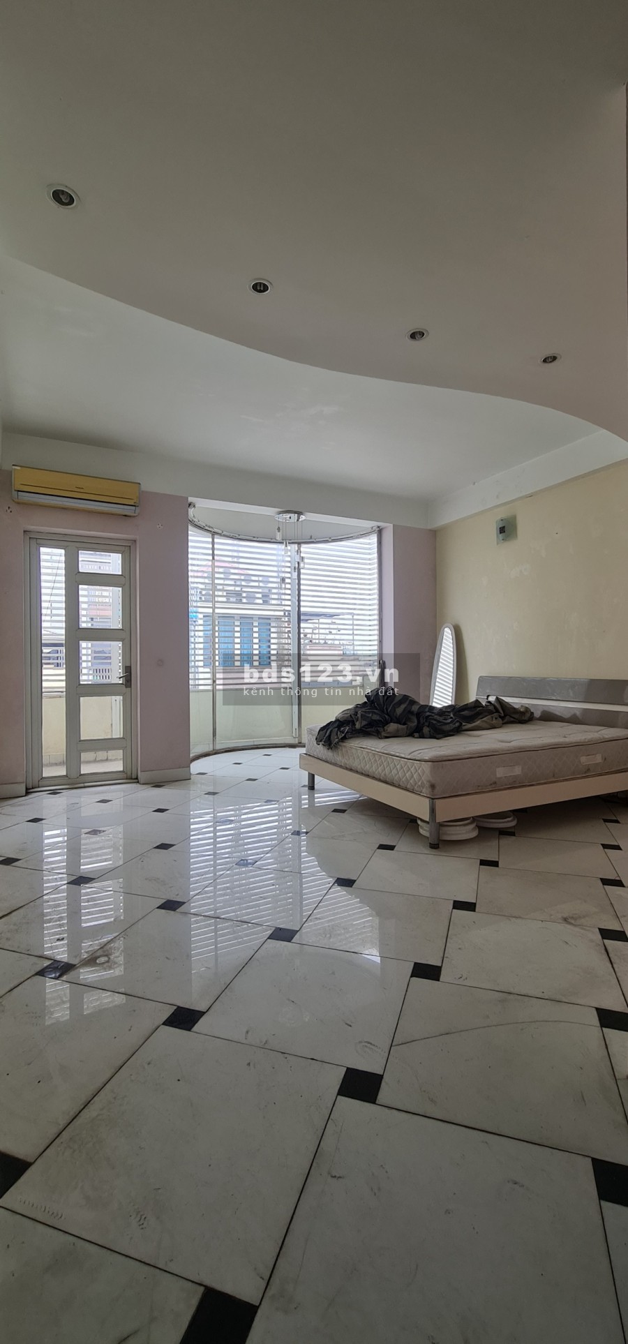 Cho thuê nhà phố Bạch Mai làm văn phòng liên hệ 0913316443, pháp lý chính chủ