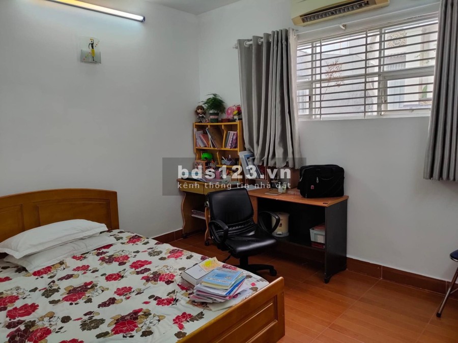 Nguyễn Phúc Chu nhà nguyên căn 1 trệt 2 lầu dtsd 55m2 giá bán chỉ nhỉnh 5 tỷ sổ sẵn