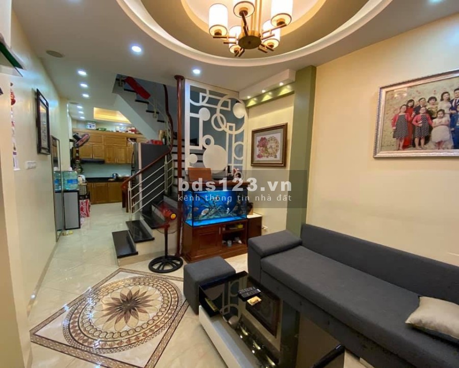 Bán nhà phân lô Vip thoáng trước sau Vĩnh Viễn, ô tô tránh, chủ nhà tự xây, kiến trúc đẹp