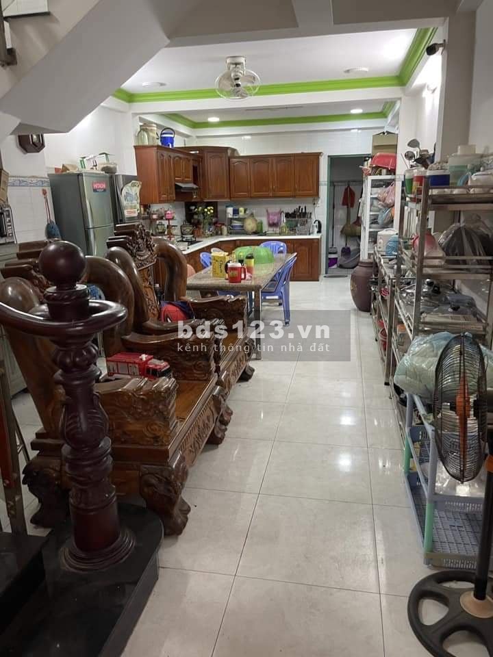 Bán nhà Đường Lê Văn Quới, 4x25, 6 tầng, BTCT, phù hợp kinh doanh, giá nhỉnh 11 tỷ