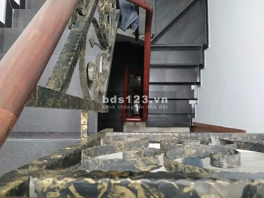 Bán nhà nguyên căn Thích Quảng Đức, Quận Phú Nhuận, diện tích 36m2, giá bán 6.7 tỷ