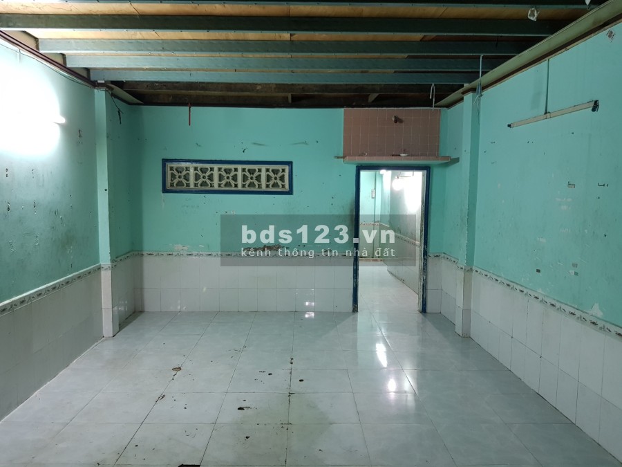 Cho thuê nhà nguyên căn hẻm 132 Mã Lò, Bình Tân (4.2x12m, có gác lửng)