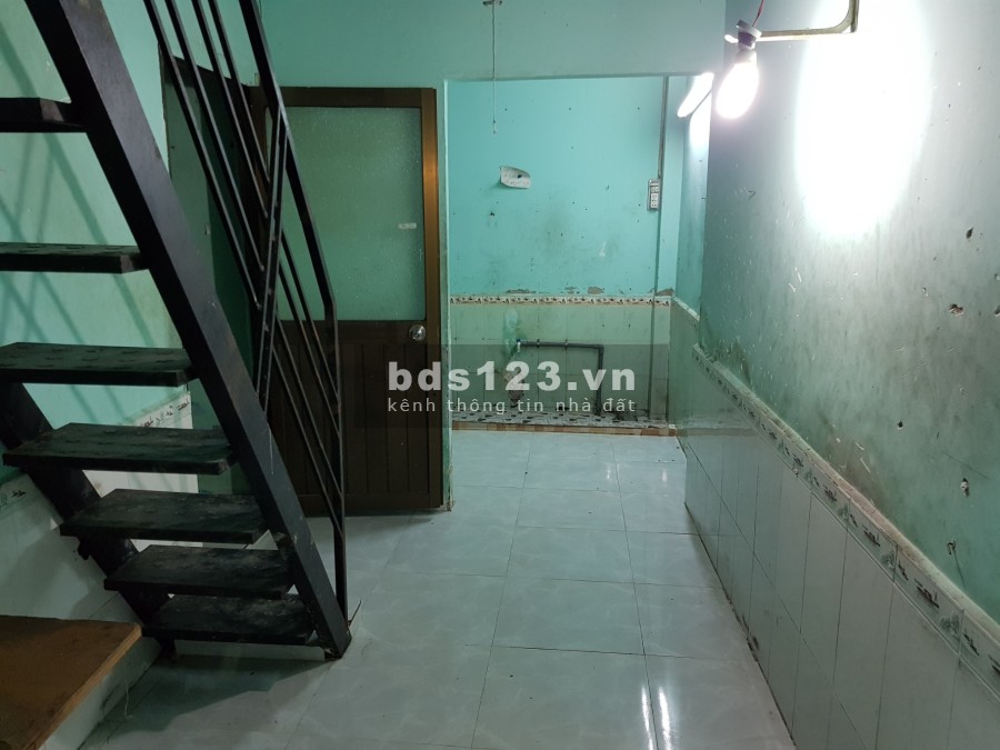 Cho thuê nhà nguyên căn hẻm 132 Mã Lò, Bình Tân (4.2x12m, có gác lửng)