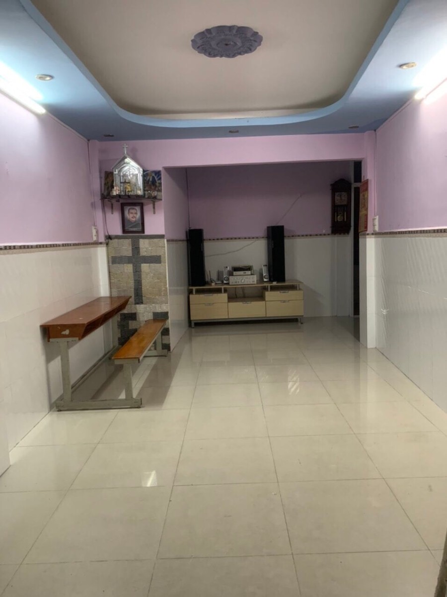 Bán nhà nguyên căn chính chủ dtsd 42.6m2, 2 tầng Nguyễn Thị Thập trung tâm Quận 7, giá 4.15 tỷ