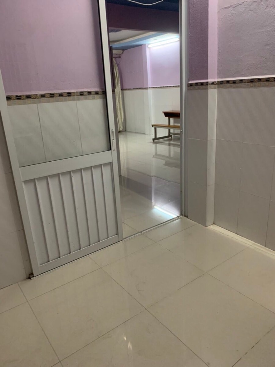 Bán nhà nguyên căn chính chủ dtsd 42.6m2, 2 tầng Nguyễn Thị Thập trung tâm Quận 7, giá 4.15 tỷ