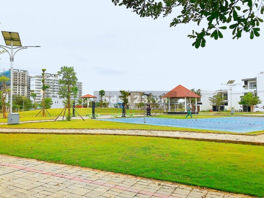 CC cần bán lô đất view công viên cạnh sông Cổ Cò, vị trí đắc đại, giá tốt đầu tư, pháp lý chuẩn