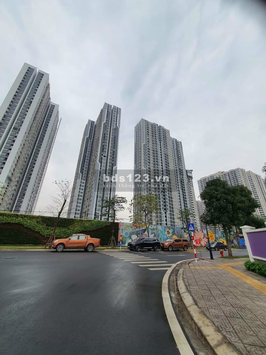 Căn Hộ 3PN2WC 81m2 Vinhomes Smart City Nhỉnh 2,8 Tầng Đẹp View Đẹp Full Nội Thất