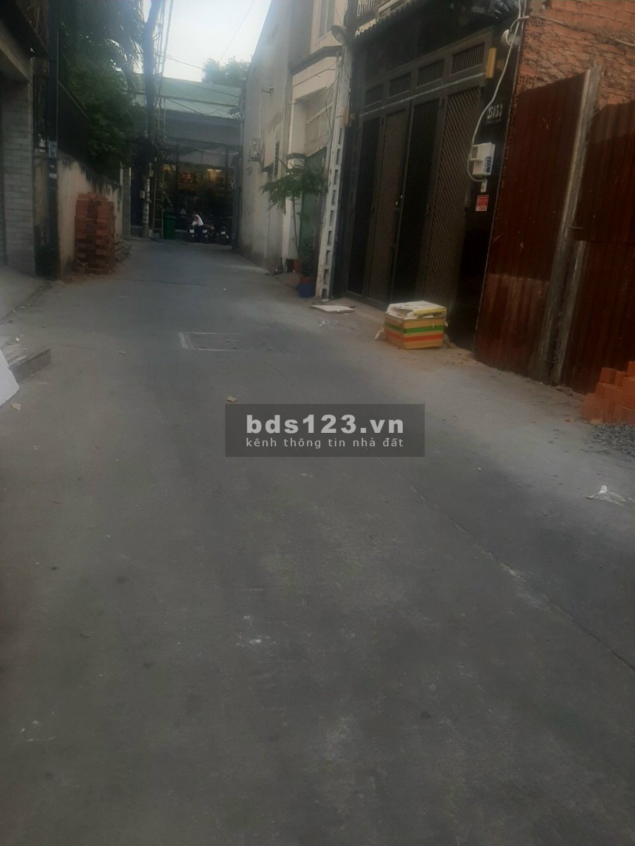 Bán nhà Lê Văn Thọ, F11, Gò Vấp, diện tích sử dụng 70m2, giá 7,9 tỷ thương lượng.