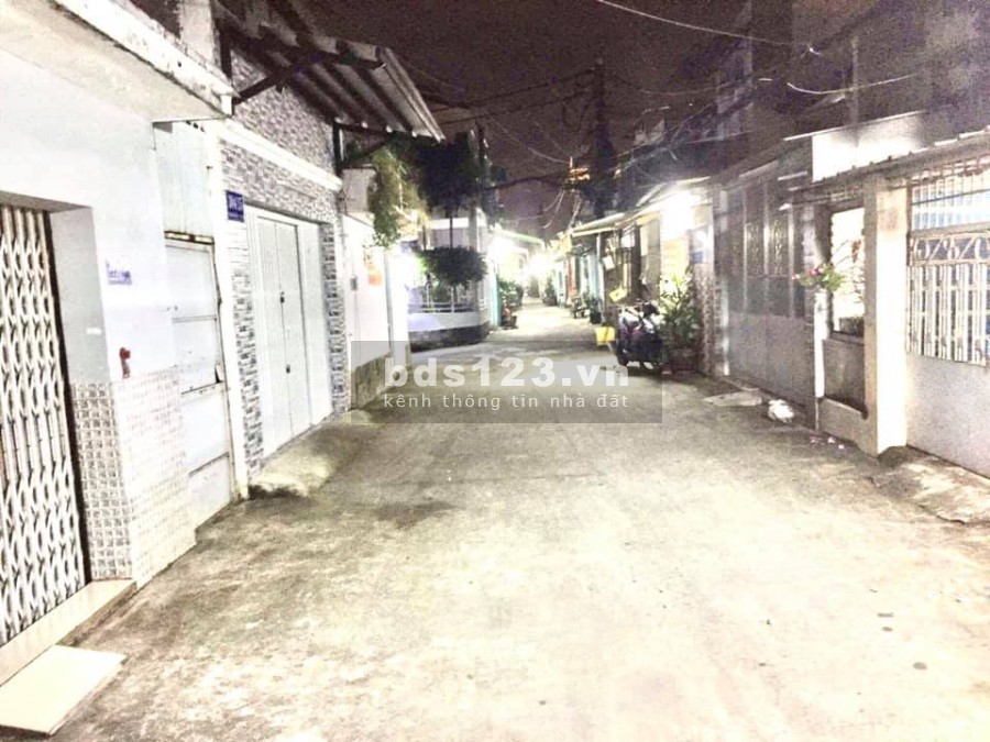 Bán Nhà Hẻm xe hơi 1 trệt 2 lầu diện tích 32M2 giá bán nhanh 2,6 tỷ Phường 15 Quận 8