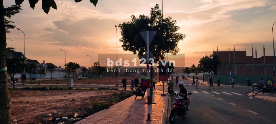 Bán đất mặt tiền đường Thuận An Hoà vị trí gần Aeon Bình Dương, đối diện chợ sổ sẵn
