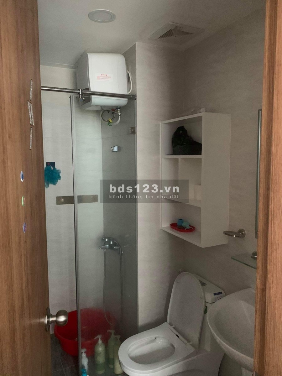 Bán căn hộ đầy đủ nội thất cao cấp liên hệ 0859704999 khu dân cư đông tiện ích đầy đủ