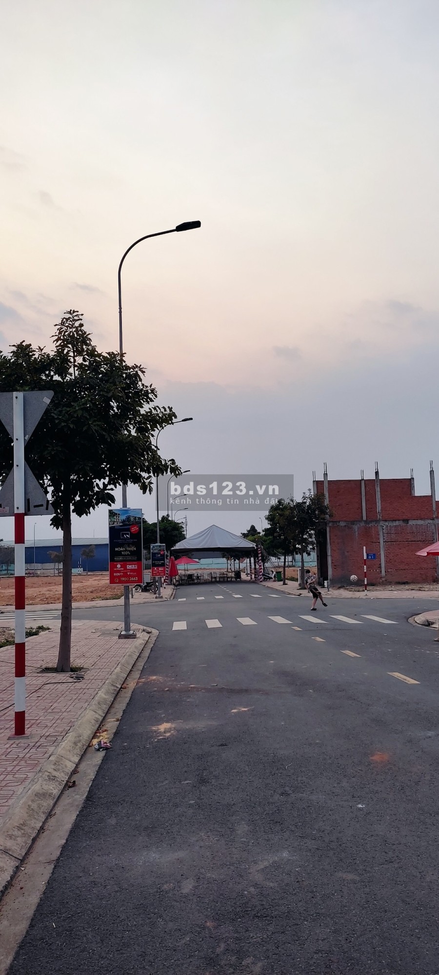 Bán đất mặt tiền đường Thuận An Hoà vị trí gần Aeon Bình Dương, đối diện chợ sổ sẵn