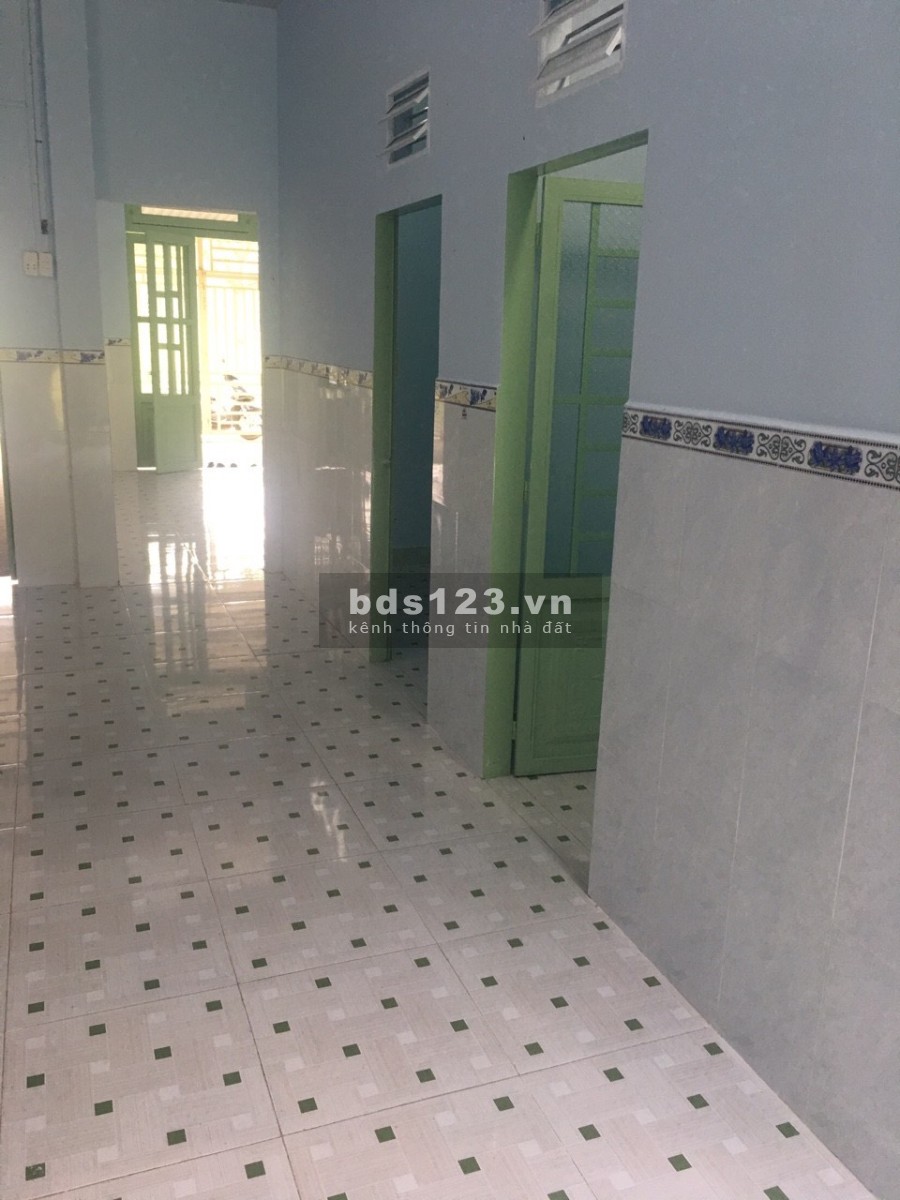 Cần bán nhà cấp 4 ngay Thới Hòa thị xã Bến Cát, sổ hồng riêng, thổ cư 100%