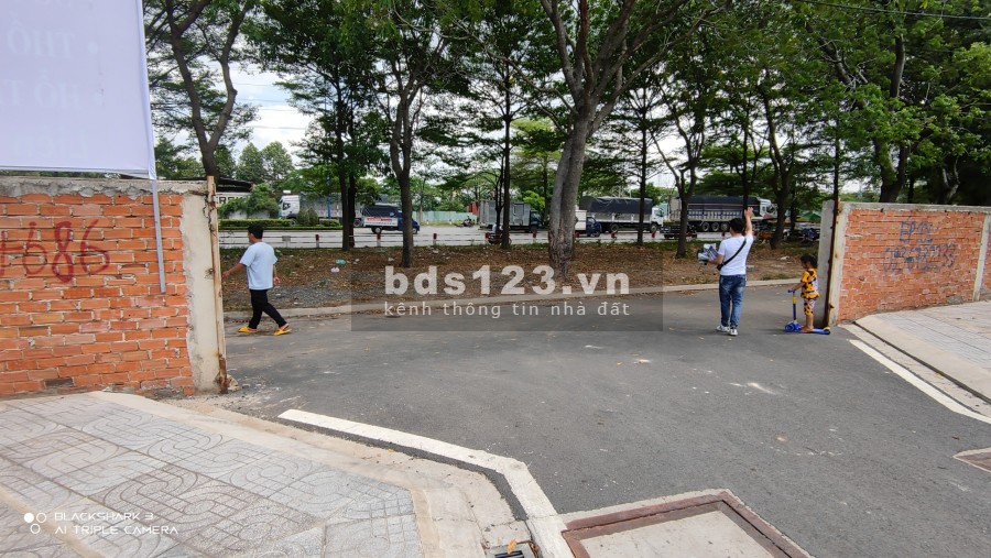 Bán ngay đất nền thổ cư đã có sổ, được xây dựng tự do giá bán 2.9 tỷ, lh 0775012801