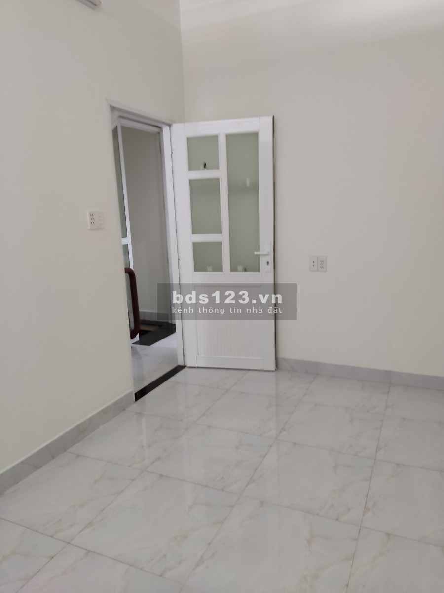 Cho thuê nhà nguyên căn mặt tiền Đường số 4, P. Hiệp Bình Phước, Quận Thủ Đức