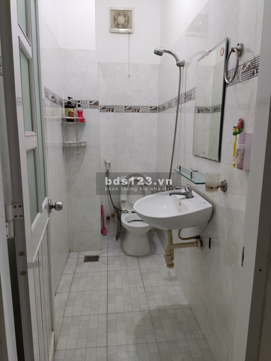 Cho thuê nhà nguyên căn mặt tiền Đường số 4, P. Hiệp Bình Phước, Quận Thủ Đức