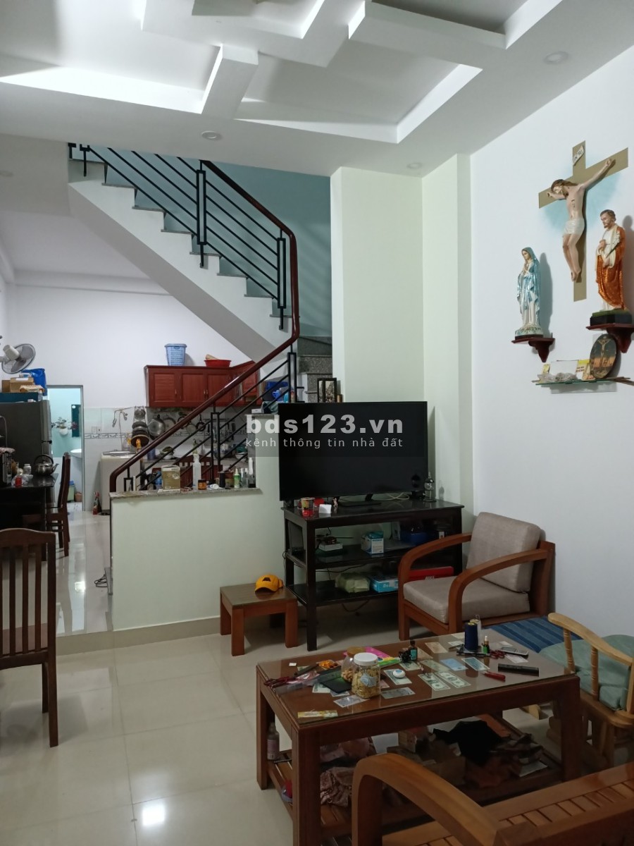 Chính chủ bán nhà mặt tiền đường 16 mét đường 138 phường Tân Phú Quận 9, lh 0772108085