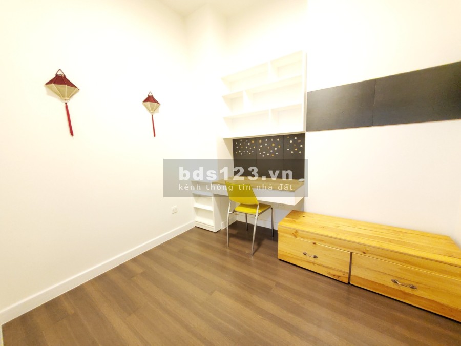 Cần bán gấp căn 2PN+1WC - 56m2 full nội thất The Sun Avenue, giá 3.3 tỷ (Full). LH 0901.858.818 Hải