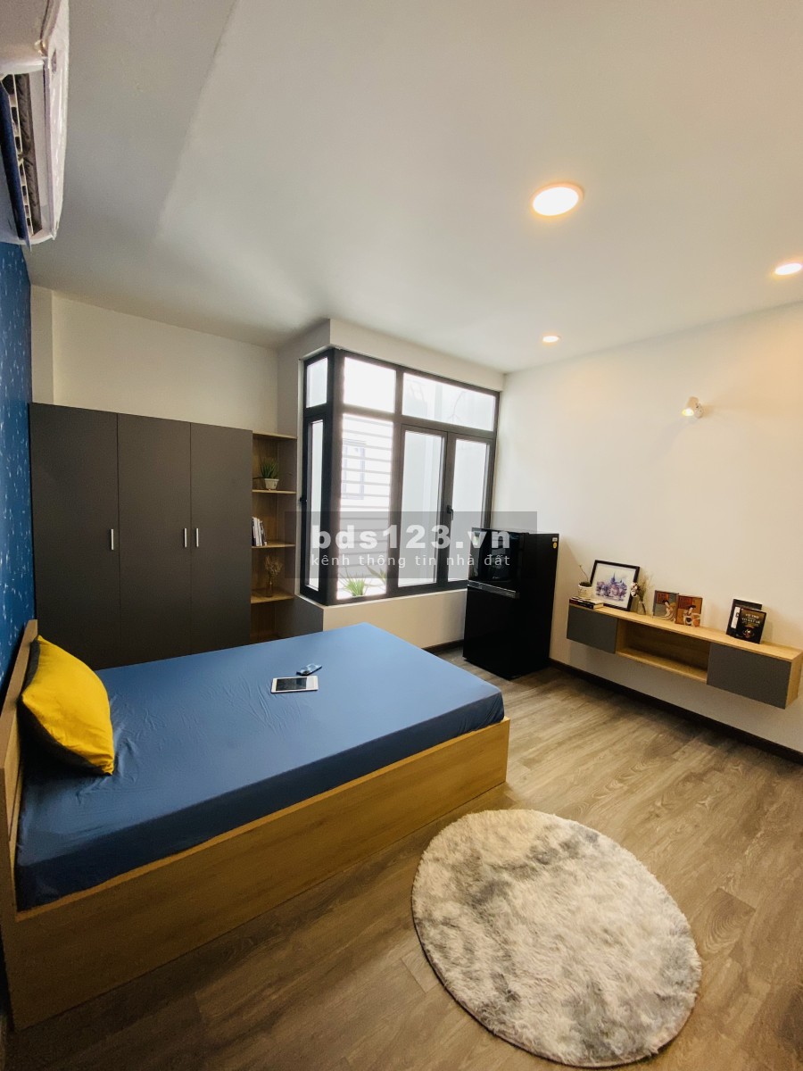 Cho thuê căn hộ dịch vụ full nội thất đường Thích Quảng Đúc, bàn giao vào ở ngay
