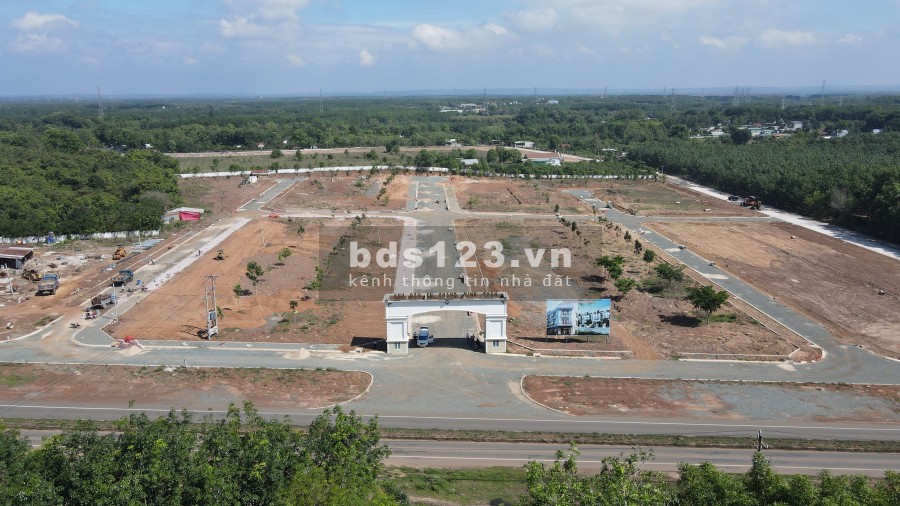 Bán đất full thổ cư CSHT sổ sẵn tại Thị Xã Bình Long tỉnh Bình Phước ngay mặt tiền QL13