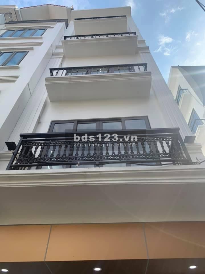 Bán nhà Khương Hạ gara ô tô tránh, giá bán chỉ nhỉnh 5 tỷ, lô góc chính chủ, khu an ninh