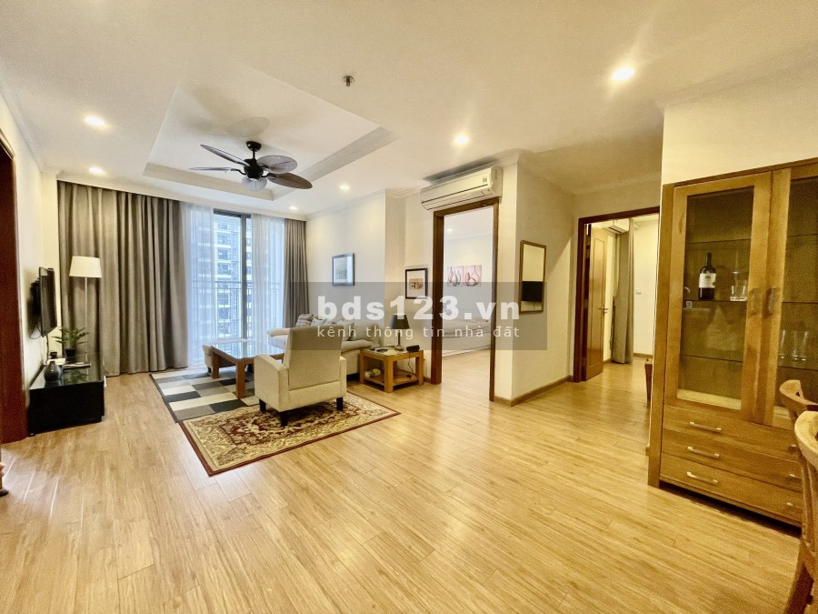 Tôi cần cho thuê căn hộ 2PN diện tích 97m2, đủ đồ tòa T7 Times City giá rẻ 14tr/th đã có phí DV