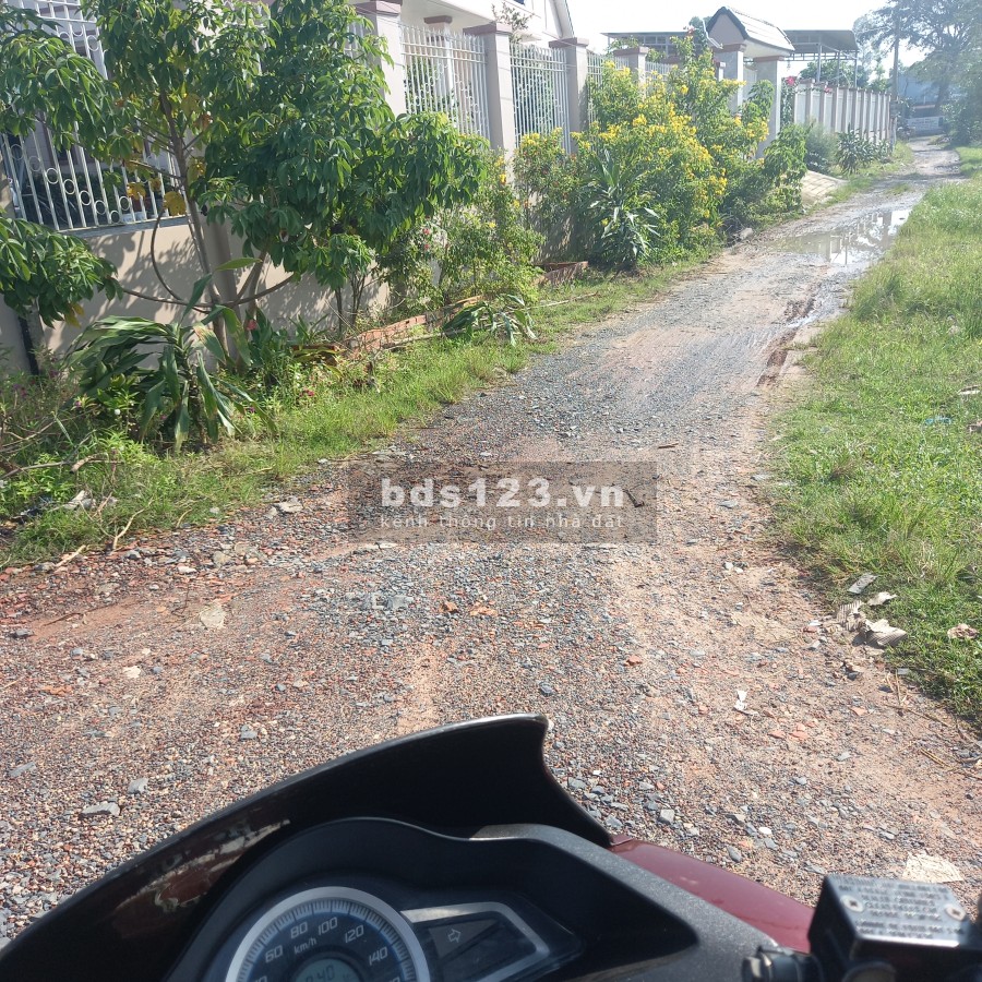 Bán đất Full thổ cư, cách chợ Trảng Bàng 1km, gần Chợ Trường Ủy Ban siêu thị pháp lí rõ ràng
