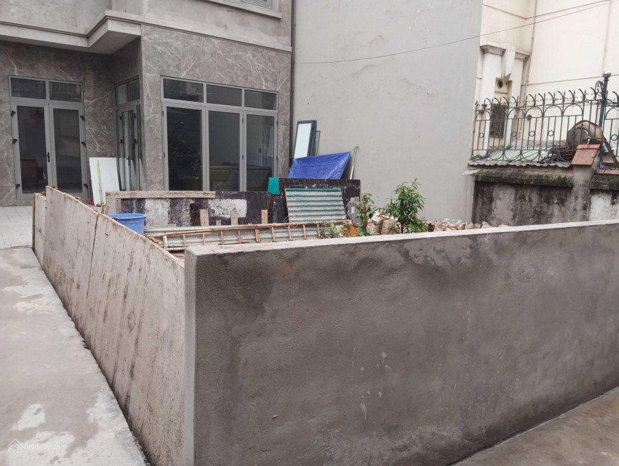 Bán đất chính chủ tại tổ 9 Việt Hưng, 36m2, lô góc, ngõ hơn 2m. Sát Vinhome Harmony Long Biên