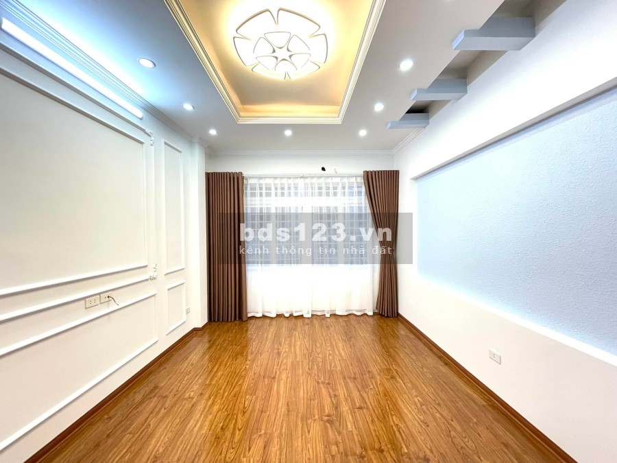 Bán Nhà Đẹp Ngõ 108 Trần Phú - Mộ Lao 43m2, Giá 5,25Tỷ, Sát Đường Ô tô, Xem Là Chốt