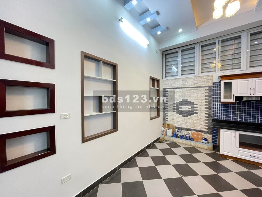 Bán Nhà Đẹp Ngõ 108 Trần Phú - Mộ Lao 43m2, Giá 5,25Tỷ, Sát Đường Ô tô, Xem Là Chốt