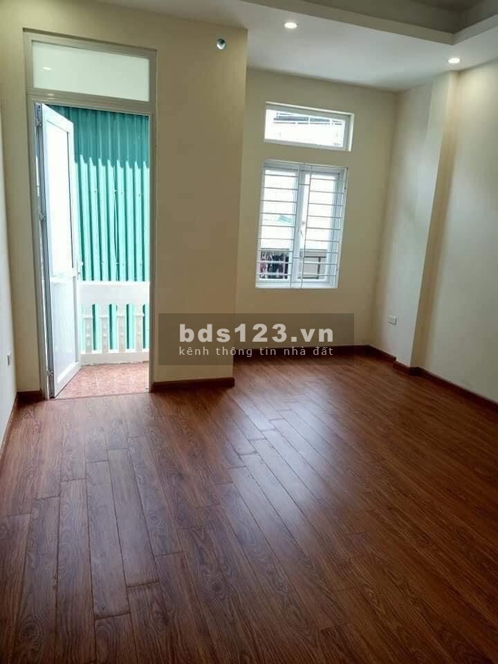 Bán nhà đẹp Nguyễn Trãi Hà Nội 35m2, 4 tầng, mặt tiền 4.5m, ô tô đỗ dừng ngày đêm, giá chỉ 3,95 tỷ