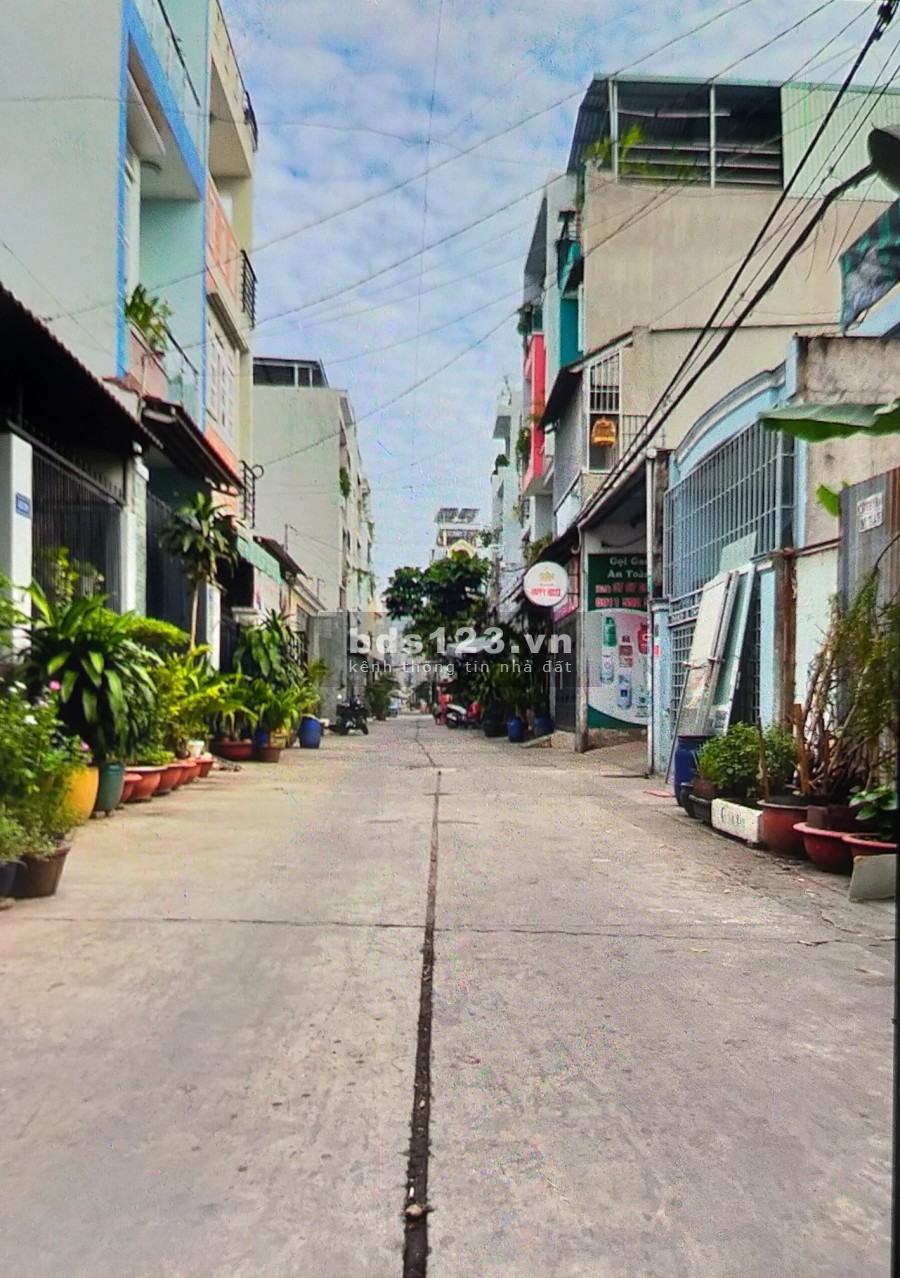 Phú Thạnh Hẻm 7 chổ tới nhà nguyên căn mới 2 tầng giá bán…