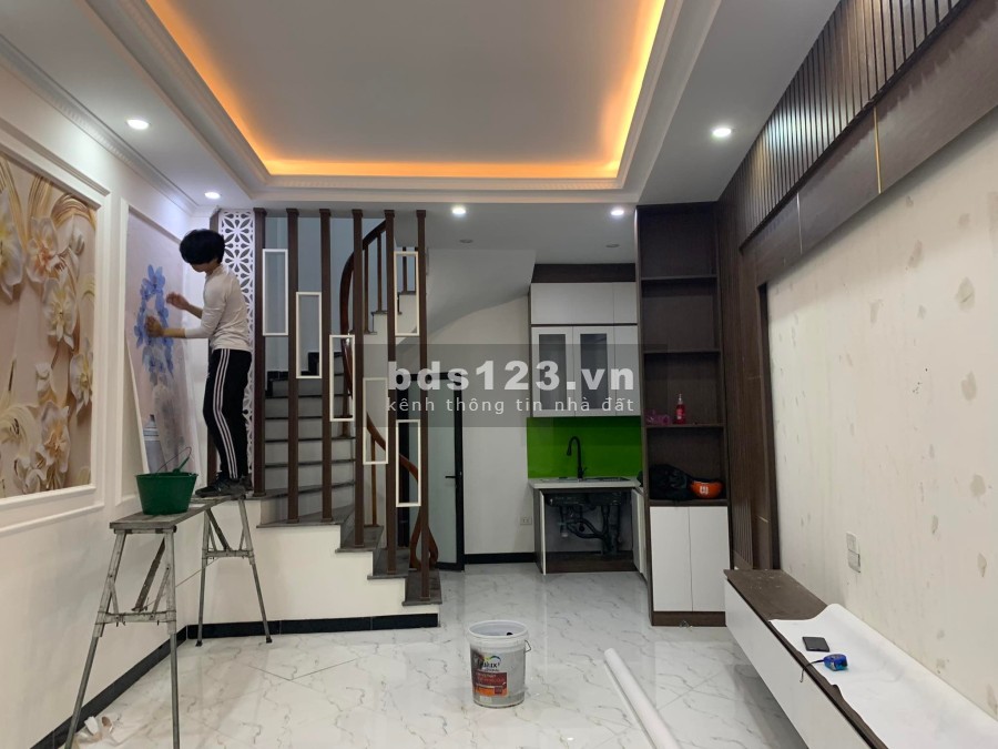 Bán gấp nhà phố Định Công Thượng, quận Hoàng Mai, DT 39m, 5 tầng, MT 7m, 4,3 tỷ