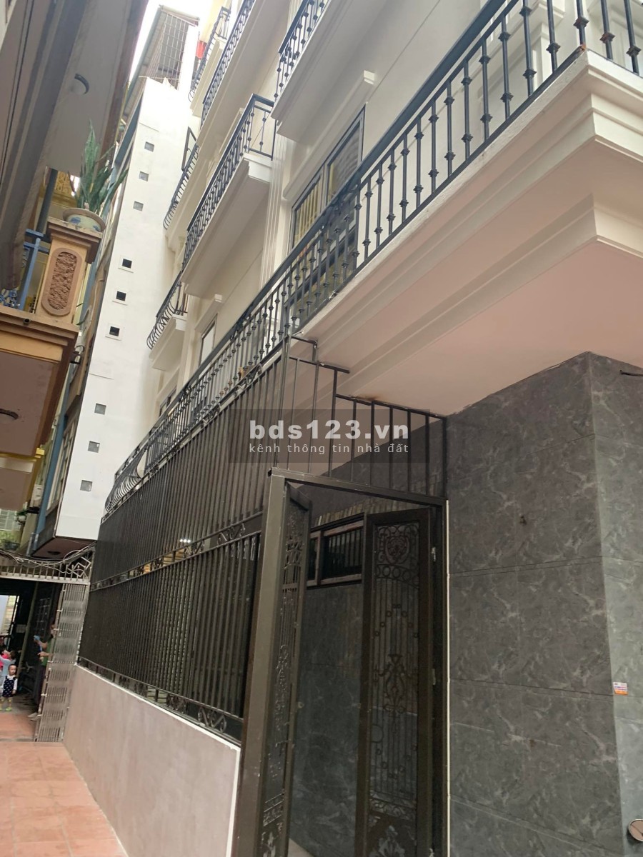 Bán gấp nhà phố Định Công Thượng, quận Hoàng Mai, DT 39m, 5 tầng, MT 7m, 4,3 tỷ