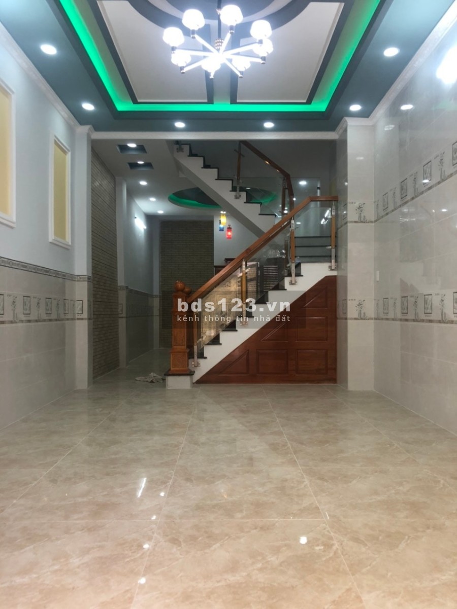Nhà mới tinh Miếu Gò Xoài, dọn vào ở ngay xe hơi vào vi vu giá bán 6.7 tỷ, thương lượng