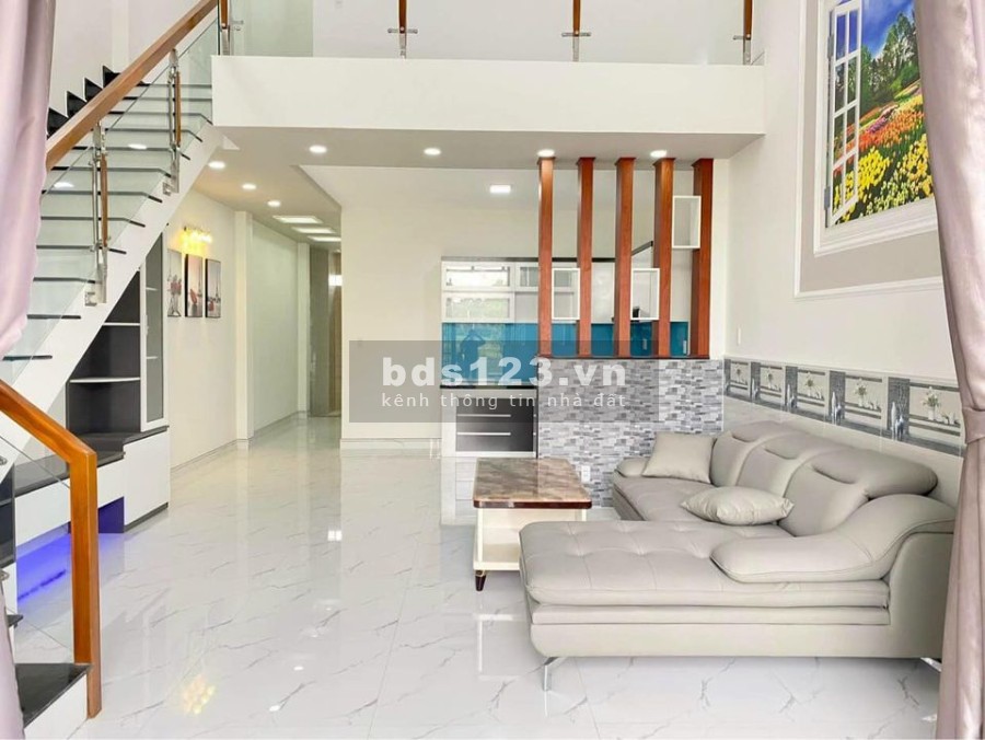 Xoay vốn bán gấp căn nhà ở Đ,Thích Quảng Đức, Phường 4, Quận Phú Nhuận,Shr.