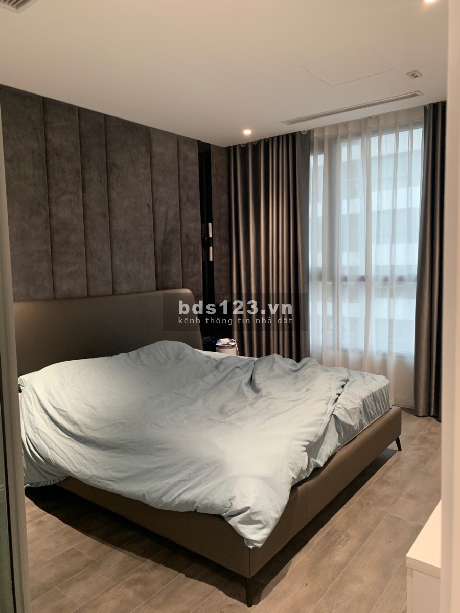 Cho thuê căn góc 03 PN, đủ đồ Times City giá chỉ 21 triệu/tháng ,free phí dịch vụ, có slot oto