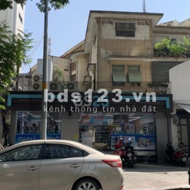 Cho thuê phòng trọ 12m2 gần chợ, GS25, ngay trung tâm Quận 1 thuận tiện đi lại