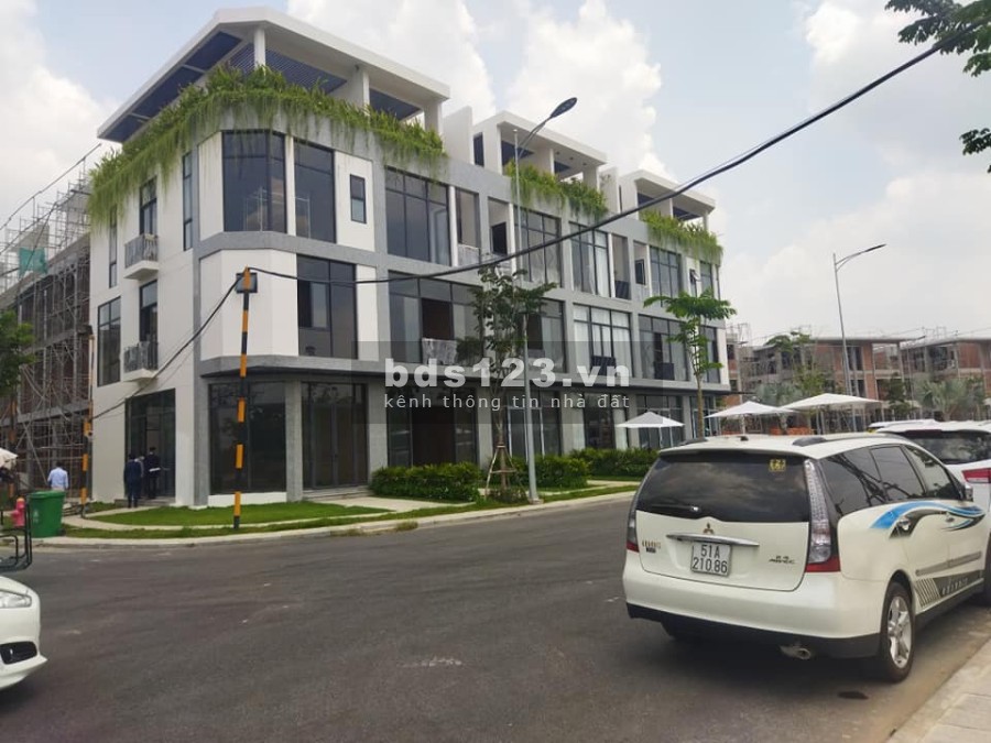 Làng sinh thái Tây Sài Gòn, Green Center, giá bán 3 tỷ, pháp lý đầy đủ, bàn giao ngay