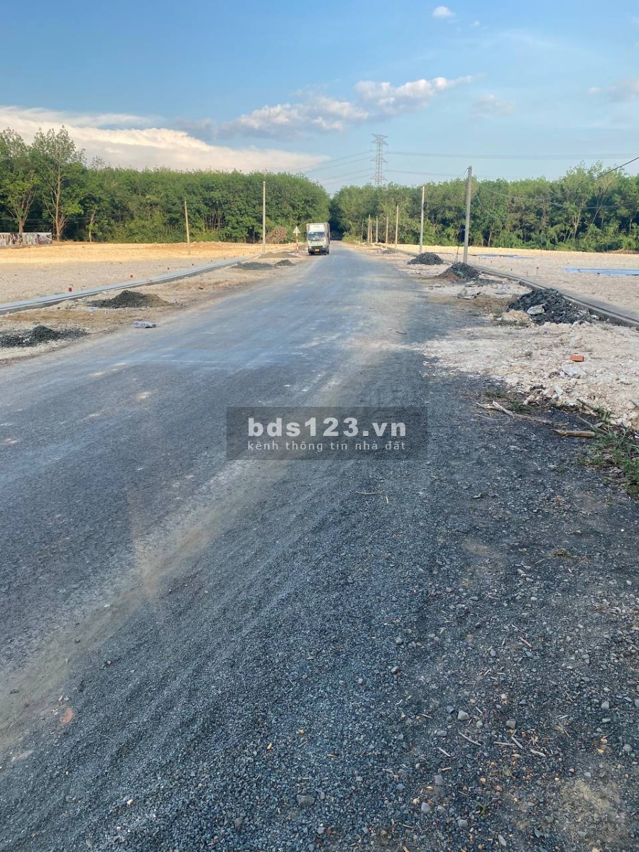 Đất Becamex Đồng Phú mặt tiền đường nhựa 32m giá FO hỗ trợ vay ngân hàng, lh 0376201171