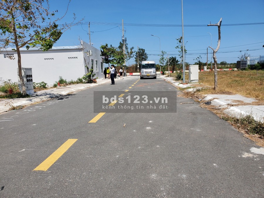 Bán đất mặt tiền đường Tỉnh Lộ 44A thuận tiện buôn bán giao thương, đầu tư sinh lời