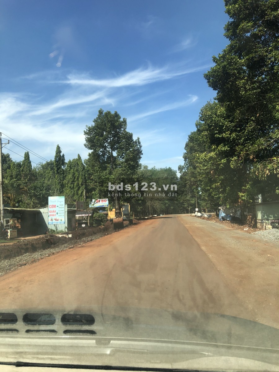 Bán gấp 215m2 đất gần UBND xã An Khương do có việc gấp, giá chỉ 400 triệu
