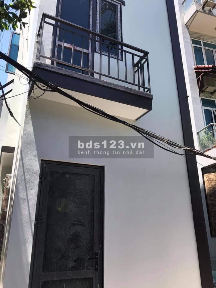 Nhà mới Phương Nam dtsd 30m2, 5 tầng ba gác vào nhà sổ dỏ nở hậu, chính chủ hiền lành