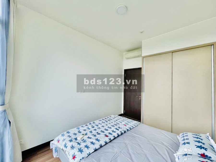 Cho thuê căn hộ 2 pn chung cư hạng sang, bàn giao đầy đủ nội thất, giá tốt, tiện ích đủ