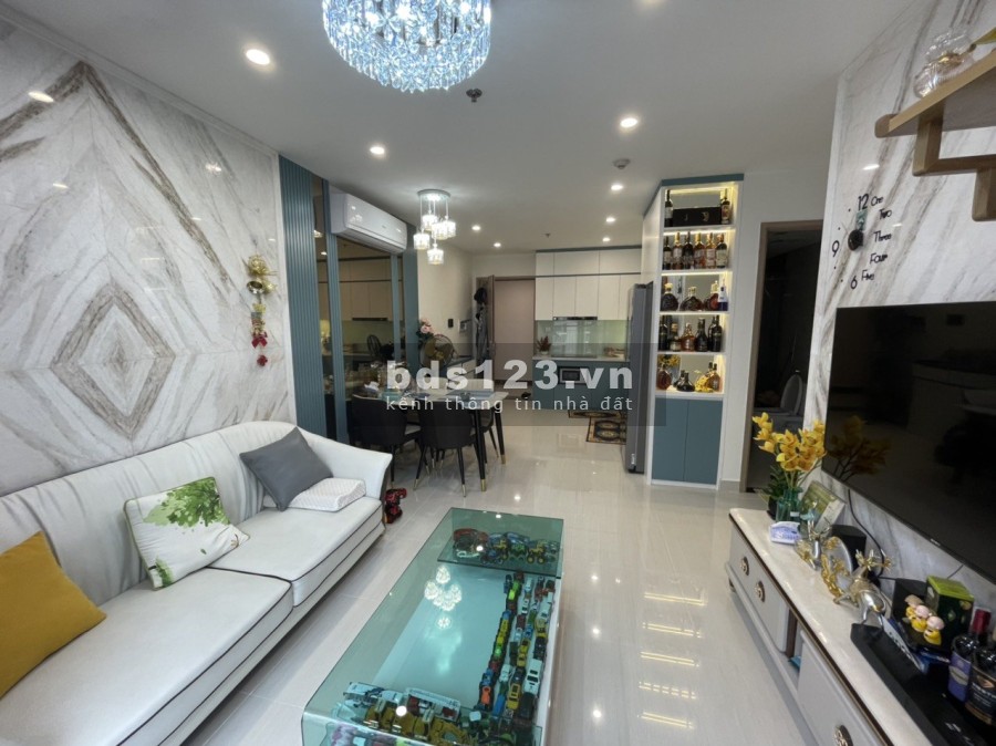 Cho thuê gấp căn hộ 3 phòng ngủ full nội thất xịn tại Vinhomes Smart City Tây Mỗ