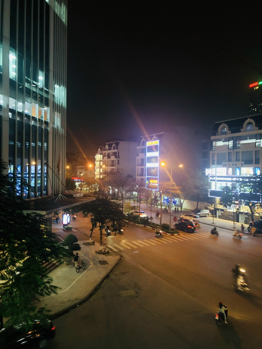 Cho Thuê Căn Hộ 207 Tòa D5A, Trần Thái Tông, DT 82m2, 2 PN, Nội Thất Vip, giá 15 tr/tháng