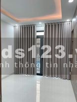 Bán nhà hẻm xe tăng Cách Mạng Tháng Tám, Quận 10, 4 tầng giá chỉ nhỉnh 7.9 tỷ