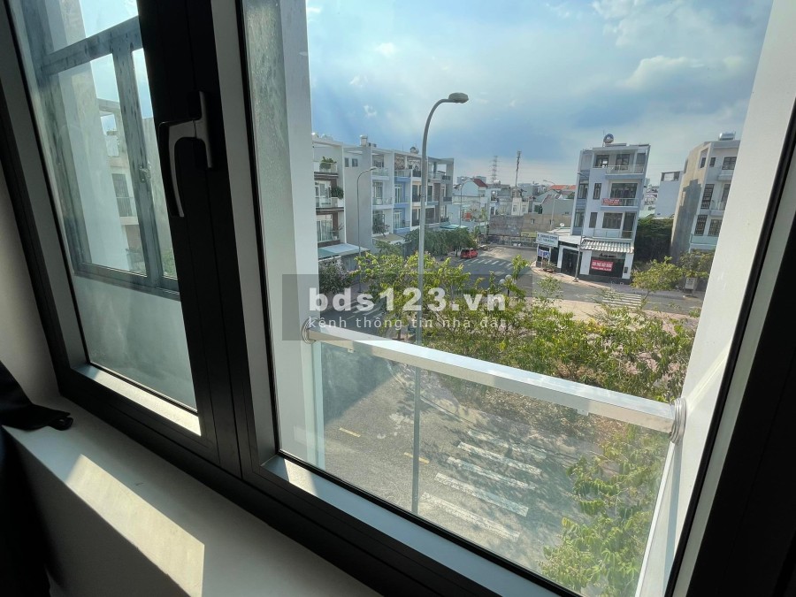Cho thuê phòng trọ nhà đẹp mới xây 100% ngay cao đẳng Công Thương, yên tĩnh, an ninh