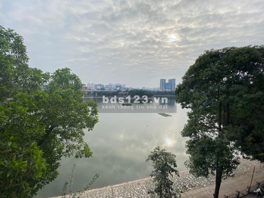 Bán nhà mặt phố Đặng Tiến Đông, view hồ Hoàng cầu, diện tích 88m2 giá nhỉnh 14 tỷ