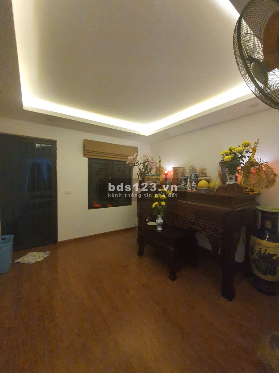 Bán nhà ngõ 145 phố Quan nhân, ngõ rộng thoáng chỉ 2.8 tỷ liên hệ 0902317688
